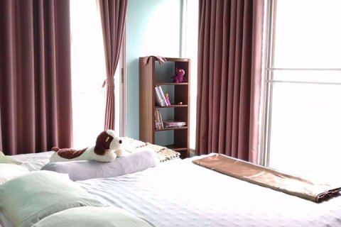 Condominio de 2 dormitorios en Ratchathewi, Bangkok, Tailandia № 77008 - foto 7