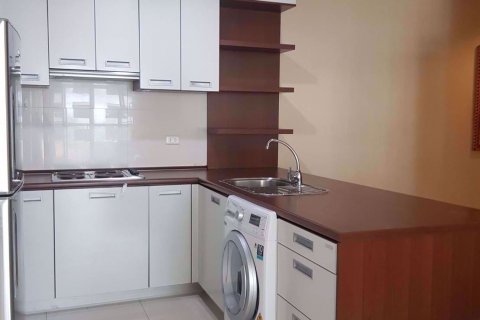 Condominio de 2 dormitorios en Watthana, Bangkok, Tailandia № 77004 - foto 3