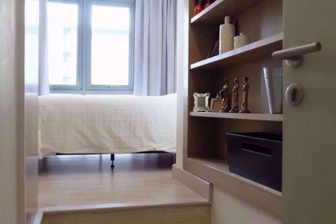 Dúplex de 1 dormitorio en Huai Khwang, Bangkok, Tailandia № 77003 - foto 4