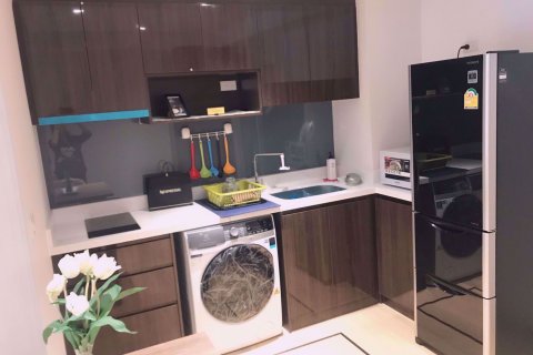 Condominio de 1 dormitorio en Watthana, Bangkok, Tailandia № 77002 - foto 5
