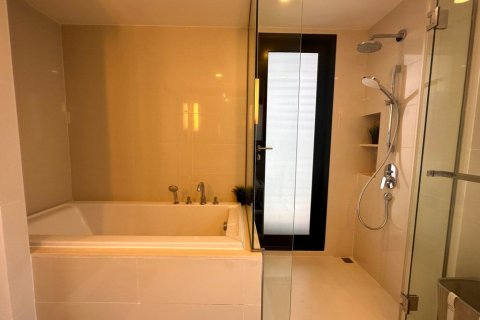 Condominio de 2 dormitorios en Bangkok, Tailandia № 107978 - foto 19