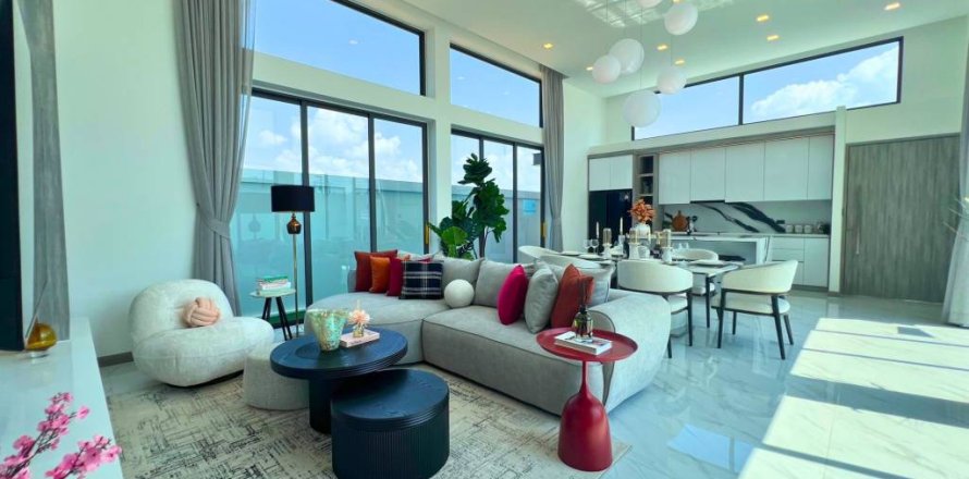 Chalet de 3 dormitorios en Pattaya, Tailandia № 124655