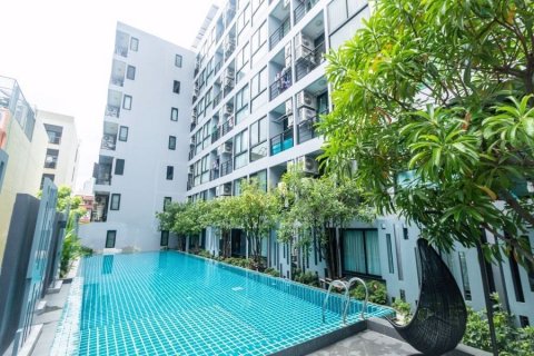 Condominio de 2 dormitorios en Khlong San, Bangkok, Tailandia № 76833 - foto 8