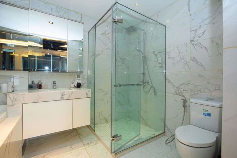 Dúplex de 1 dormitorio en Watthana, Bangkok, Tailandia № 76829 - foto 10