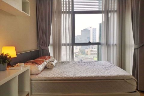 Condominio de 1 dormitorio en Bang Rak, Bangkok, Tailandia № 76835 - foto 8