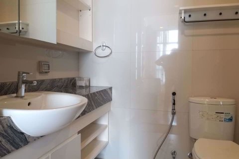 Condominio de 1 dormitorio en Bang Rak, Bangkok, Tailandia № 76835 - foto 11