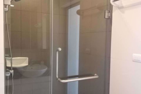 Condominio de 1 dormitorio en Bang Rak, Bangkok, Tailandia № 76835 - foto 10