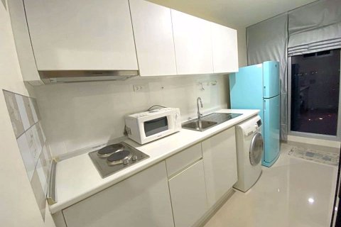 Condo in Chatuchak, Bangkok, Thailand, 1 bedroom  № 76347 - photo 5