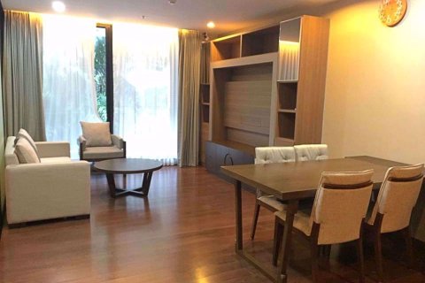 Condo à Sathon, Bangkok, Thaïlande, 2 chambres  № 76348