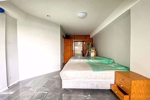 Condominio de 2 dormitorios en Sathon, Bangkok, Tailandia № 76344 - foto 9