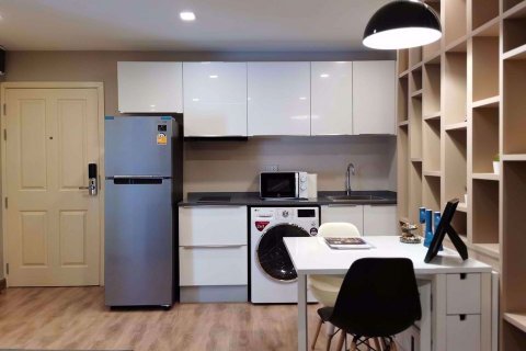 Condo in Watthana, Bangkok, Thailand, 1 bedroom № 76343 - photo 3