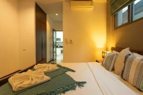 Casa de 3 dormitorios en Nai Harn Beach, Tailandia № 120757 - foto 25