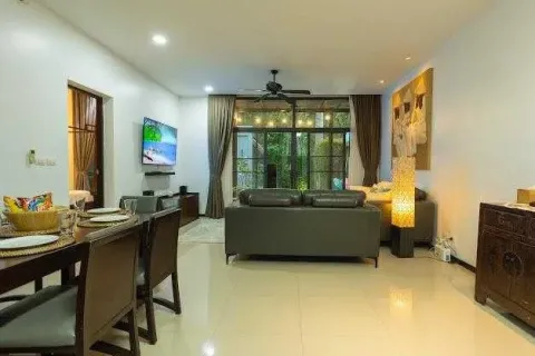Casa de 3 dormitorios en Nai Harn Beach, Tailandia № 120757 - foto 3