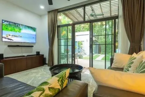 Casa de 3 dormitorios en Nai Harn Beach, Tailandia № 120757 - foto 16