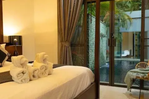Casa de 3 dormitorios en Nai Harn Beach, Tailandia № 120757 - foto 26