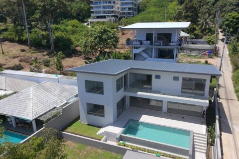 Chalet de 4 dormitorios en Surat Thani, Tailandia № 125974 - foto 3