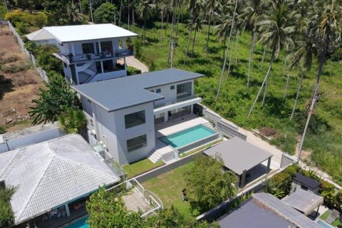 Chalet de 4 dormitorios en Surat Thani, Tailandia № 125974 - foto 2