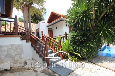 Casa de 4 dormitorios en Hua Hin, Tailandia № 125426 - foto 13