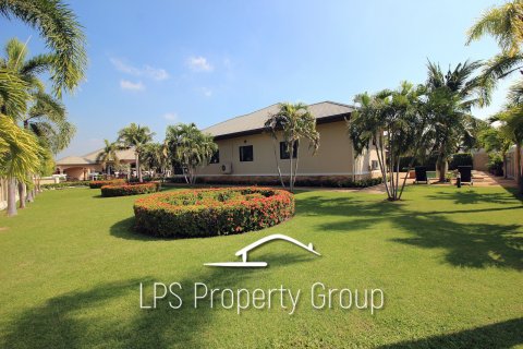 Casa de 3 dormitorios en Hua Hin, Tailandia № 125428 - foto 7