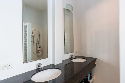 Casa de 3 dormitorios en Hua Hin, Tailandia № 125427 - foto 5