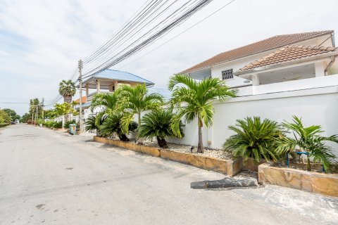 Casa de 3 dormitorios en Hua Hin, Tailandia № 125427