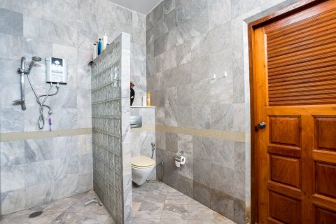 Casa de 3 dormitorios en Hua Hin, Tailandia № 125427 - foto 14
