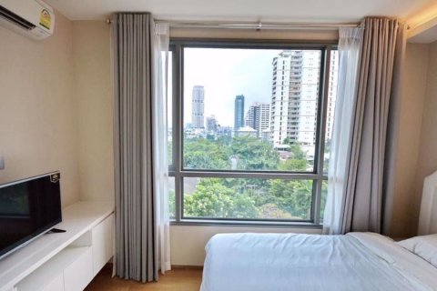 Condominio de 2 dormitorios en Watthana, Bangkok, Tailandia № 76333 - foto 6