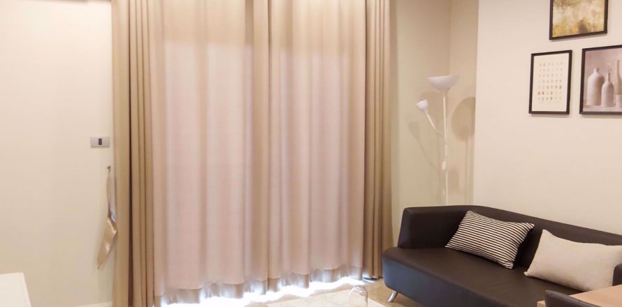 Condominio de 1 dormitorio en Khlong Toei, Bangkok, Tailandia № 76330