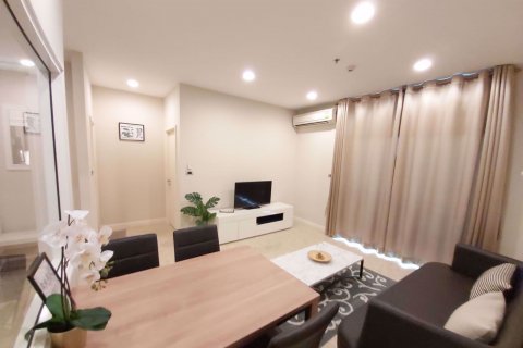 Condominio de 1 dormitorio en Khlong Toei, Bangkok, Tailandia № 76330 - foto 3