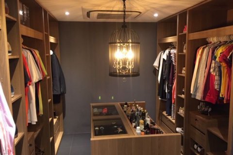Condominio de 1 dormitorio en Watthana, Bangkok, Tailandia № 76331 - foto 17