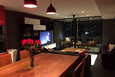 Condominio de 1 dormitorio en Watthana, Bangkok, Tailandia № 76331 - foto 4