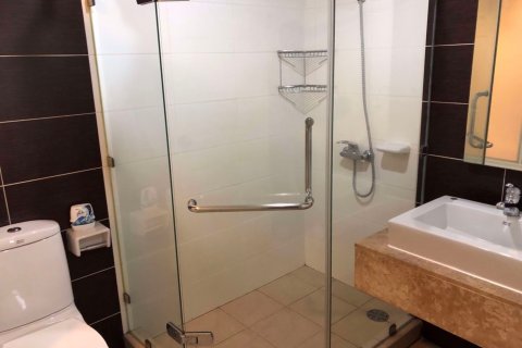 Condominio de 3 dormitorios en Watthana, Bangkok, Tailandia № 76334 - foto 10