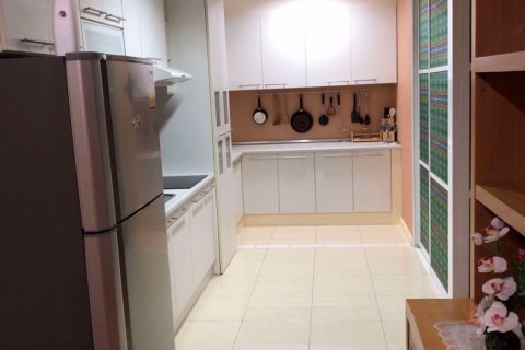Condominio de 3 dormitorios en Watthana, Bangkok, Tailandia № 76334 - foto 4