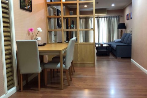 Condominio de 3 dormitorios en Watthana, Bangkok, Tailandia № 76334 - foto 3