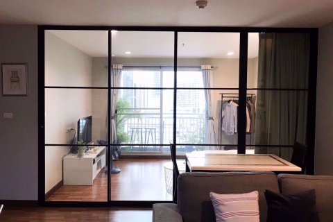 Condominio de 1 dormitorio en Phaya Thai, Bangkok, Tailandia № 76874 - foto 3
