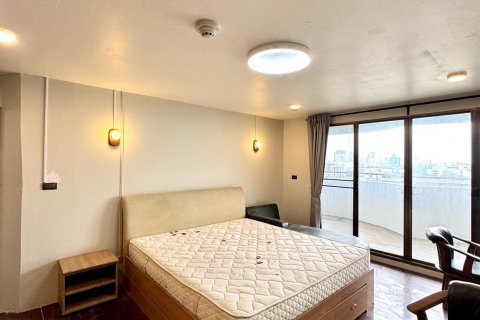 Condo in Suan Luang, Bangkok, Thailand, 3 bedrooms № 105190 - photo 14