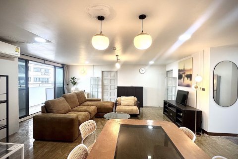 Condominio de 3 dormitorios en Suan Luang, Bangkok, Tailandia № 105190