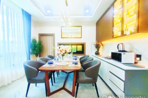 Casa de 4 dormitorios en Pattaya, Tailandia № 105186 - foto 6