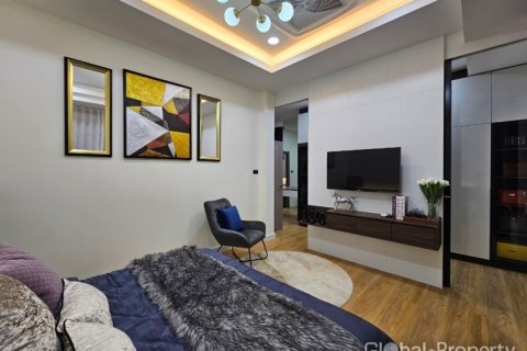 Casa de 4 dormitorios en Pattaya, Tailandia № 105186 - foto 17