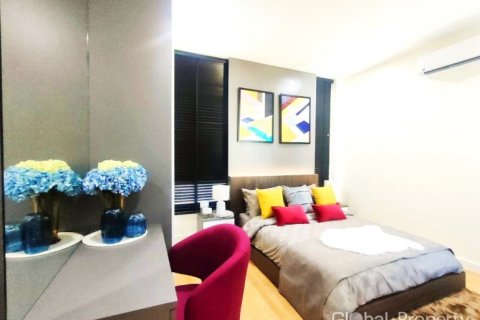 Casa de 4 dormitorios en Pattaya, Tailandia № 105186 - foto 8