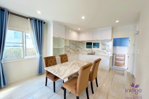 Casa de 4 dormitorios en Chiang Mai, Tailandia № 124203 - foto 4