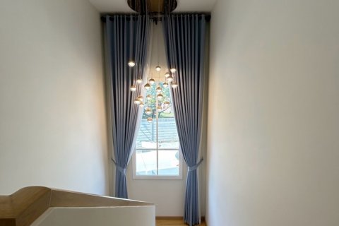 Casa de 4 dormitorios en Chiang Mai, Tailandia № 124203 - foto 27