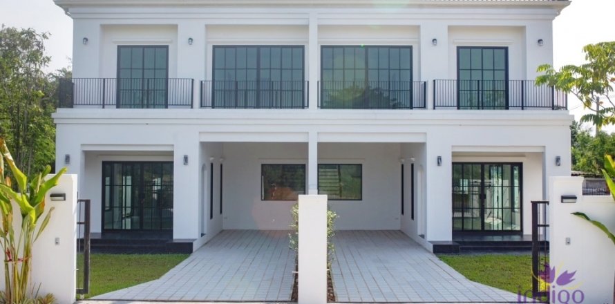 Casa de 3 dormitorios en San Kamphaeng, Tailandia № 124205
