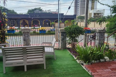 Casa de 5 dormitorios en Pattaya, Tailandia № 80713 - foto 14