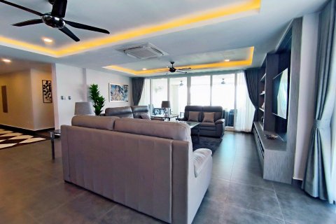 Condominio de 4 dormitorios en Pattaya, Tailandia № 80709 - foto 6