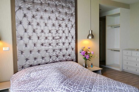 Casa de 3 dormitorios en Pattaya, Tailandia № 80712 - foto 12