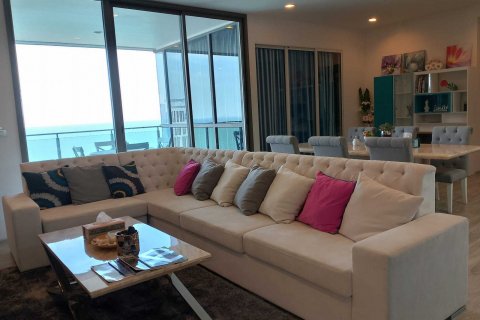 Casa de 3 dormitorios en Pattaya, Tailandia № 80712 - foto 5
