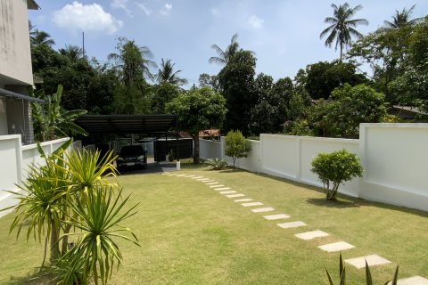 Casa de 2 dormitorios en Ko Samui, Tailandia № 130652 - foto 12