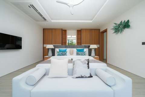 Chalet de 4 dormitorios en Naithon Beach, Tailandia № 70744 - foto 19