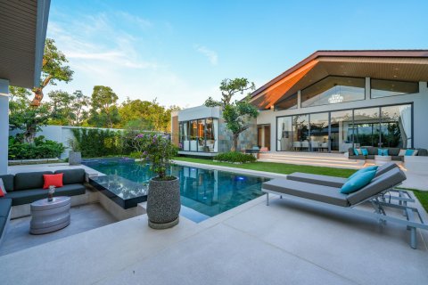 Chalet de 4 dormitorios en Naithon Beach, Tailandia № 70744 - foto 16
